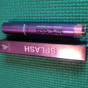 Younique Moodstruck Splash Liquid Lipstick in Striking